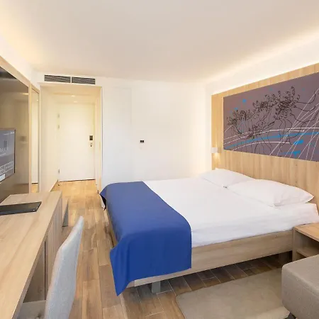 Medora Auri Family Hotel Podgora (Split-Dalmatia)