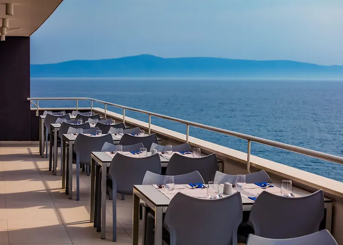 Medora Auri Family Hotel 4*